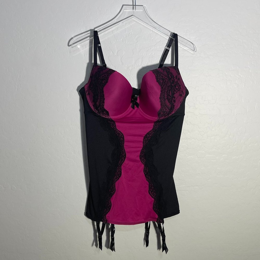 *SOLD* Torrid Fuchsia and Black Underwire Chemise w/ Garter 2 2X 18/20 - Picture 2 of 8